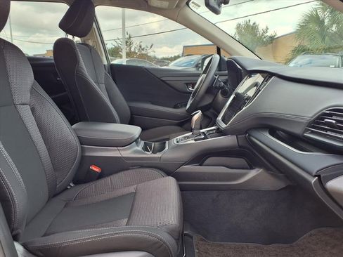 Certified 2025 Subaru Outback Premium image 6