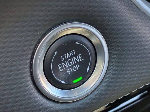 Used 2025 Chevrolet Equinox LT image 25