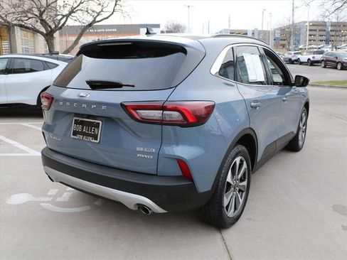 Used 2024 Ford Escape Platinum image 5
