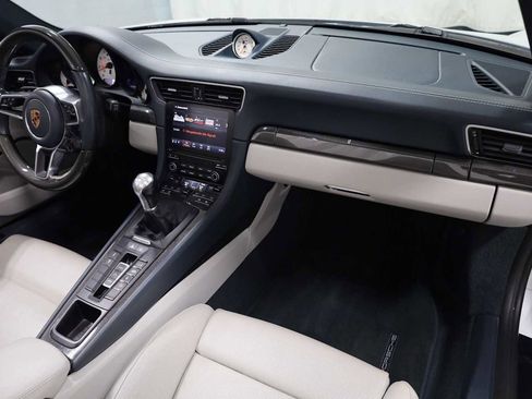 Certified 2018 Porsche 911 Carrera 4 GTS AWD/4WD image 19