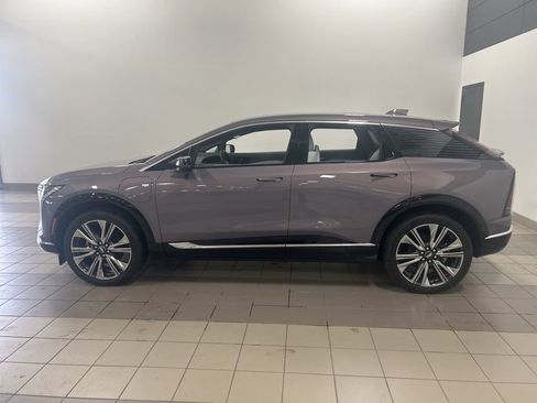 Used 2026 Cadillac Optiq Luxury 2 image 2