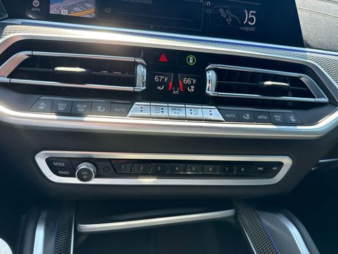 Used 2021 BMW X6 xDrive40i w/ Executive Package AWD/4WD image 18