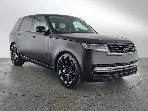 Used 2026 Land Rover Range Rover SE AWD/4WD image 7