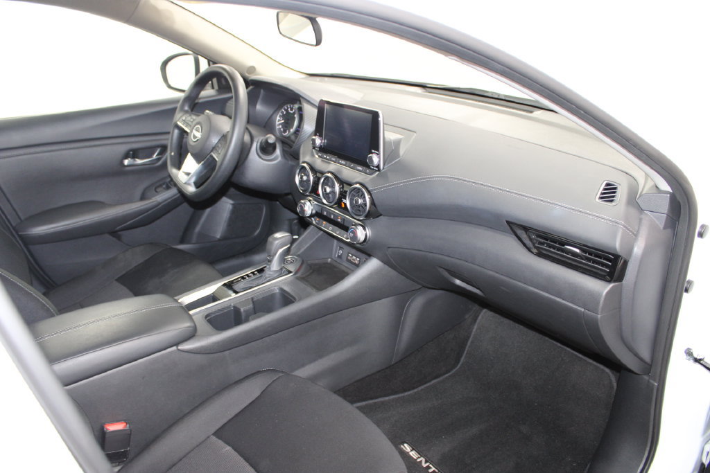Used 2025 Nissan Sentra SV FWD image 26