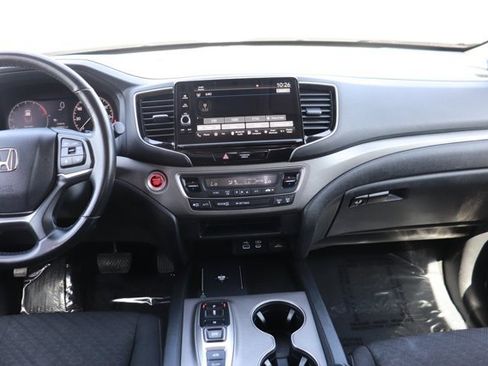 Used 2024 Honda Ridgeline Sport image 15