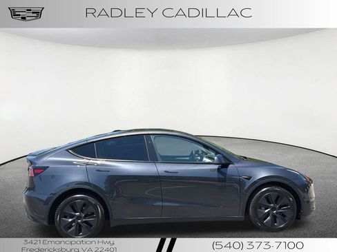 Used 2025 Tesla Model Y Long Range AWD/4WD image 18