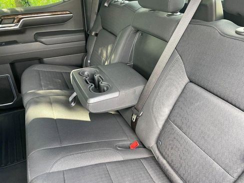 Used 2023 GMC Sierra 1500 Elevation image 18