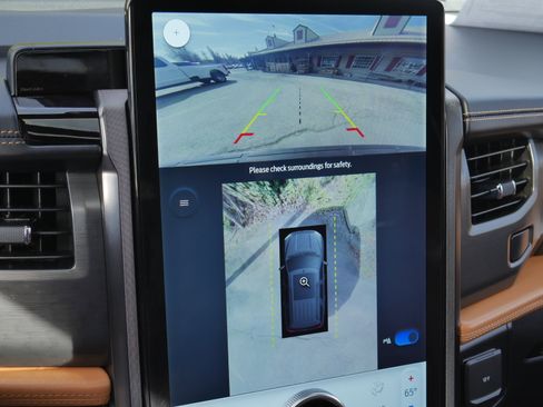 Certified 2023 Ford Expedition Max Platinum image 16