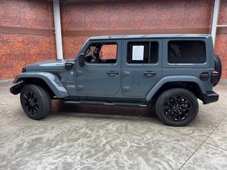 Used 2024 Jeep Wrangler Unlimited Sahara w/ Technology Group video 2