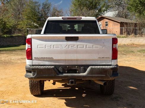 Used 2024 Chevrolet Silverado 2500 Custom w/ Custom Convenience Package image 7