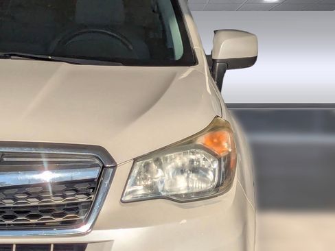 Used 2014 Subaru Forester 2.5i Limited w/ Popular Package #2 image 10