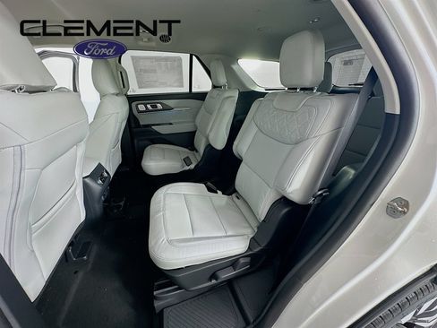 New 2026 Ford Explorer Platinum w/ LUX Leather Package AWD/4WD image 29