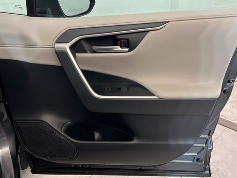 Used 2025 Toyota RAV4 Limited w/ Advanced Technology Package image 24