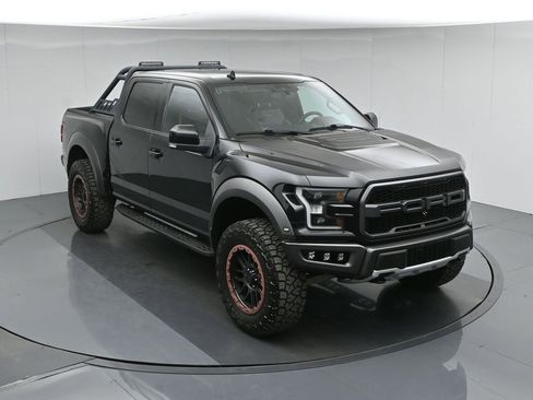 Used 2019 Ford F150 Raptor w/ Equipment Group 802A Luxury AWD/4WD image 40