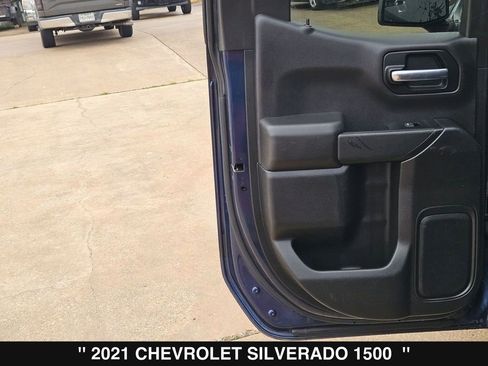 Used 2021 Chevrolet Silverado 1500 LT w/ Convenience Package II AWD/4WD image 18