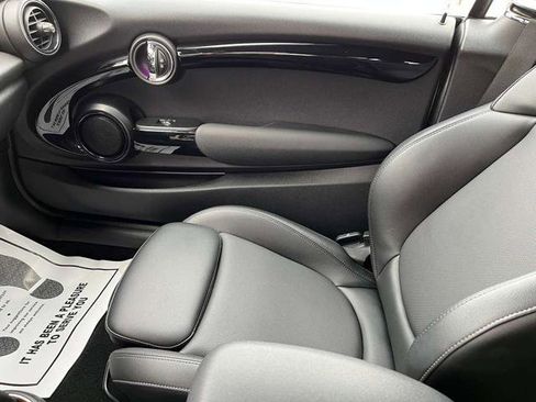 Used 2016 MINI Cooper S image 21