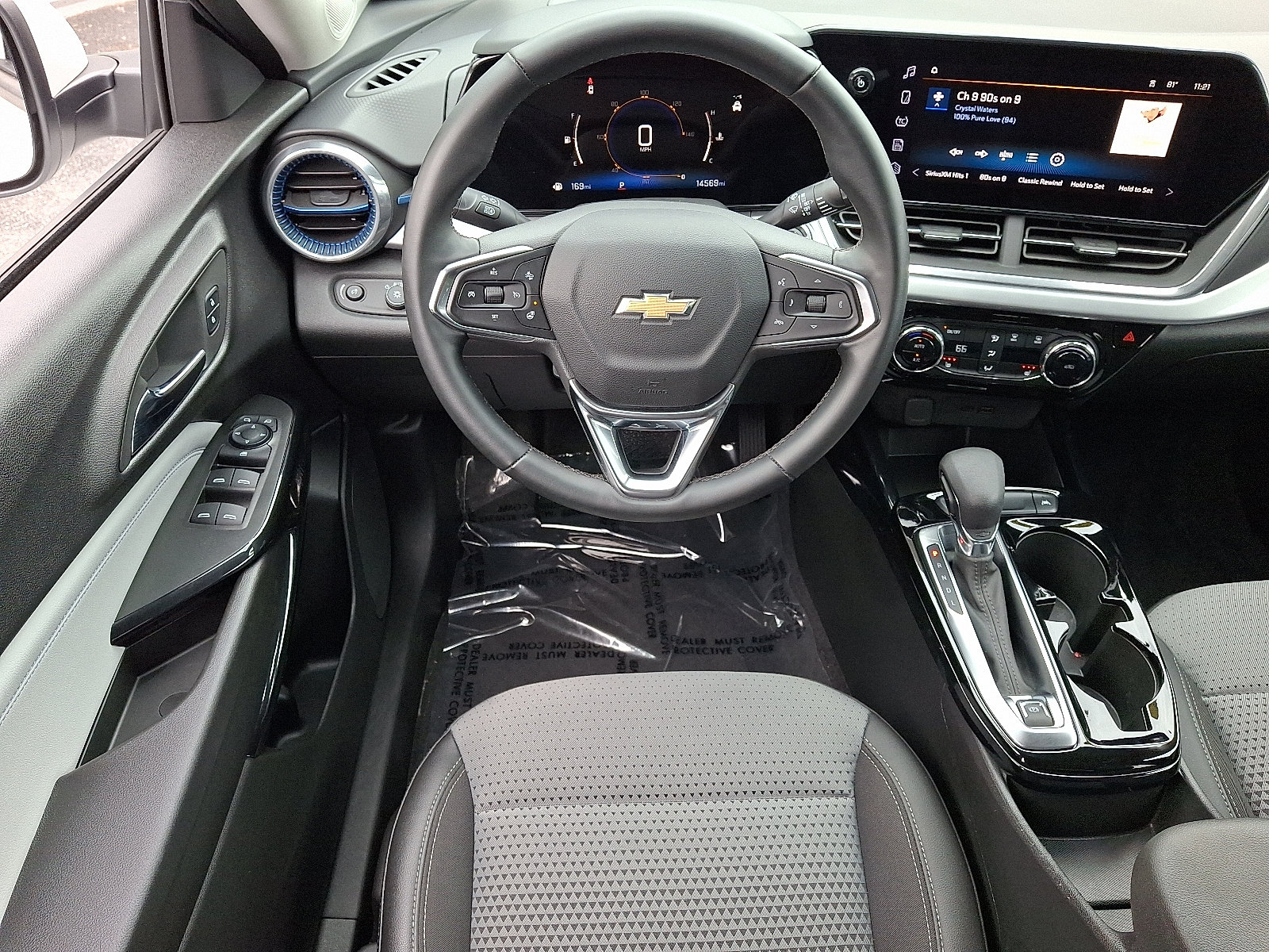 Used 2024 Chevrolet Trax LT w/ Driver Confidence Package FWD image 11