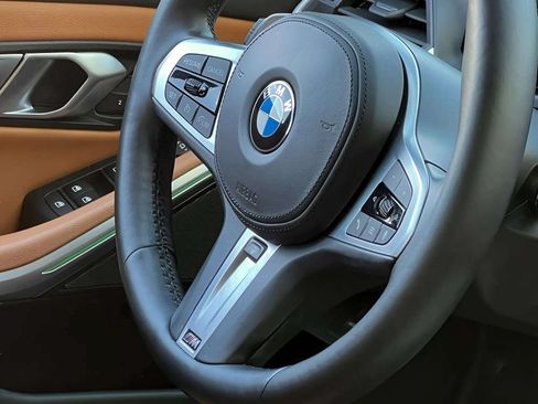 Used 2023 BMW 330i xDrive Sedan w/ M Sport Package AWD/4WD image 30