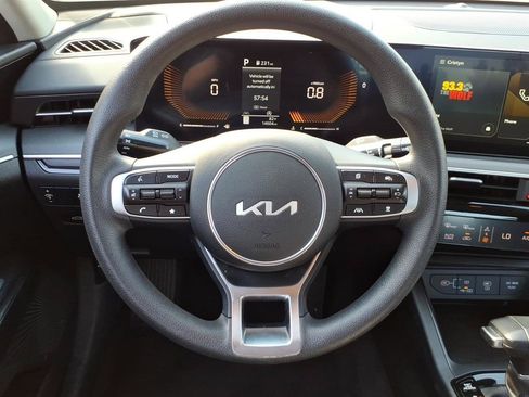 Used 2026 Kia K5 LXS FWD image 10
