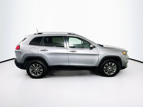 Used 2019 Jeep Cherokee Latitude Plus w/ Cold Weather Group image 10