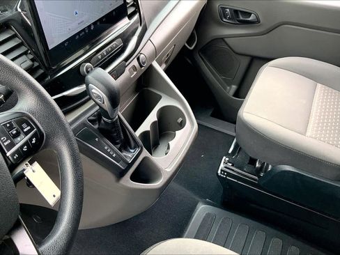 Used 2023 Ford Transit 350 XLT image 15