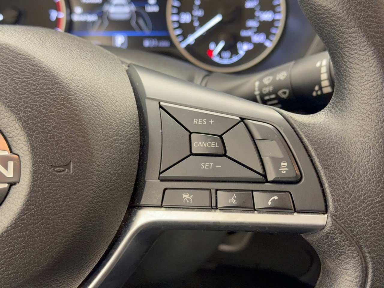 Used 2025 Nissan Sentra SV FWD image 19