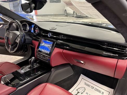 Used 2018 Maserati Quattroporte S GranLusso image 24