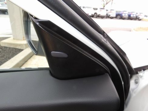 New 2025 Nissan Altima 2.5 SR w/ SR Premium Package image 20