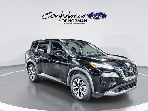 Used 2023 Nissan Rogue SV image 11