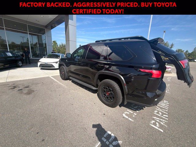 Used 2026 Toyota Sequoia TRD Pro AWD/4WD image 5