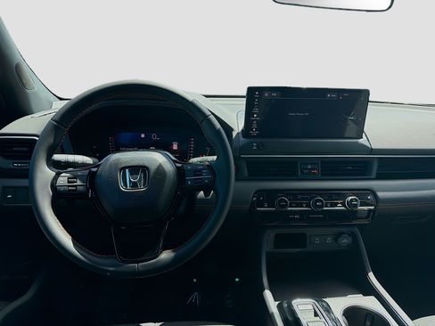 New 2026 Honda Pilot Sport image 18