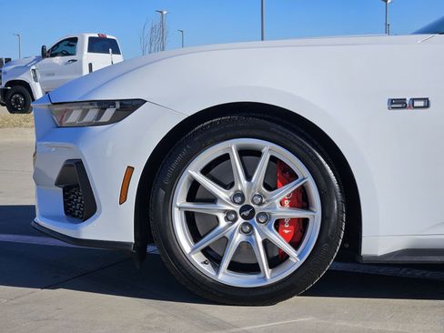 Used 2024 Ford Mustang GT Premium image 10