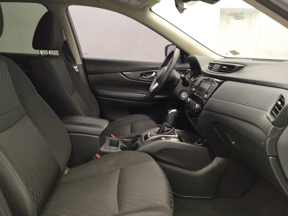 Used 2020 Nissan Rogue S w/ Special Edition Package FWD image 21