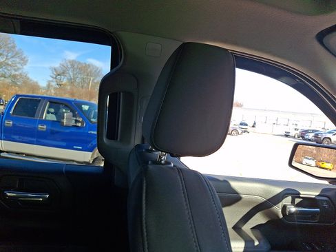 Used 2021 Chevrolet Silverado 1500 LT image 13