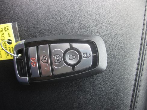 Used 2024 Ford Edge SEL w/ Convenience Package AWD/4WD image 14