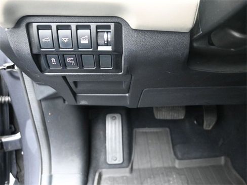 Used 2021 Subaru Ascent Touring image 16