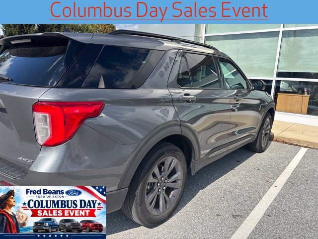 Used 2022 Ford Explorer XLT w/ Equipment Group 202A AWD/4WD image 5