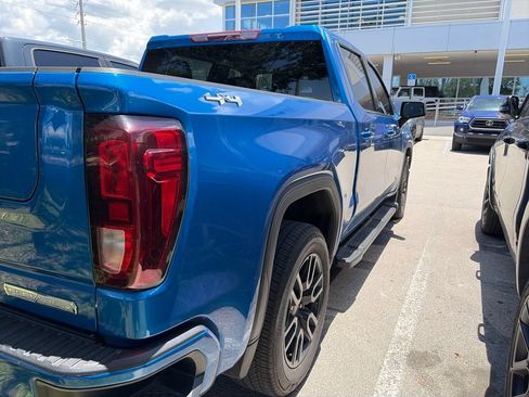 Used 2023 GMC Sierra 1500 Elevation w/ LPO, Elevation Black Package AWD/4WD image 4