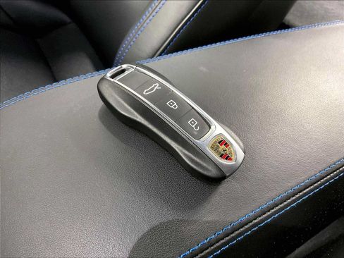 Used 2022 Porsche 911 GT3 RWD image 31