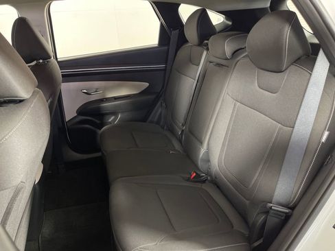 Used 2024 Hyundai Tucson SE image 11
