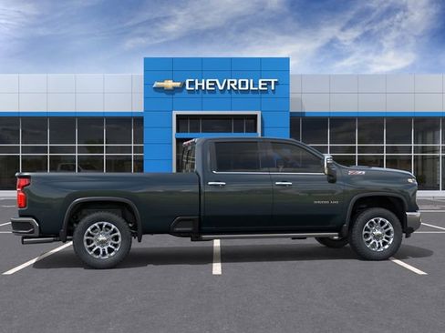 New 2026 Chevrolet Silverado 3500 LTZ AWD/4WD image 5
