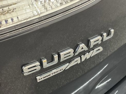 Used 2024 Subaru Forester AWD/4WD image 22