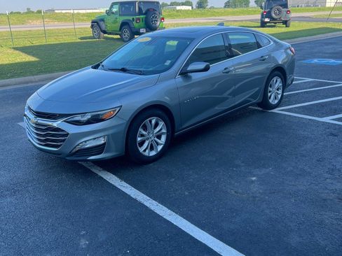 Used 2024 Chevrolet Malibu LT image 4