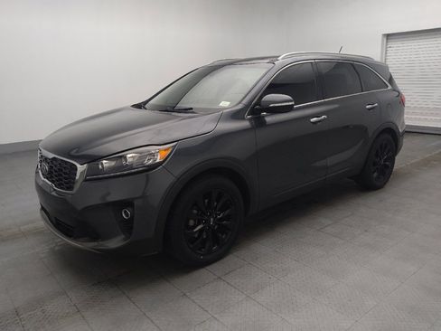 Used 2020 Kia Sorento EX FWD image 2
