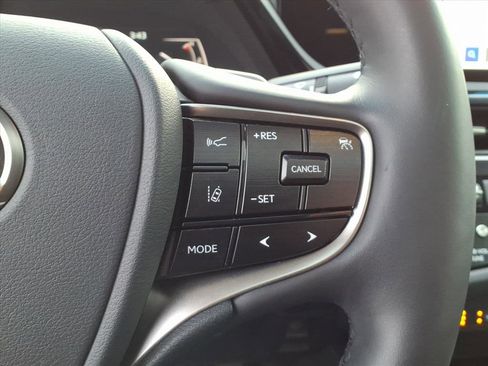 Certified 2023 Lexus ES 250 4D Sedan image 15