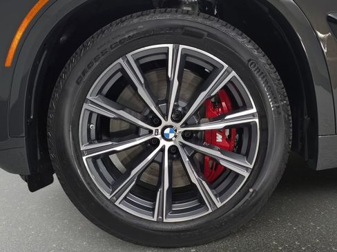 New 2026 BMW X5 xDrive50e w/ M Sport Package AWD/4WD image 32