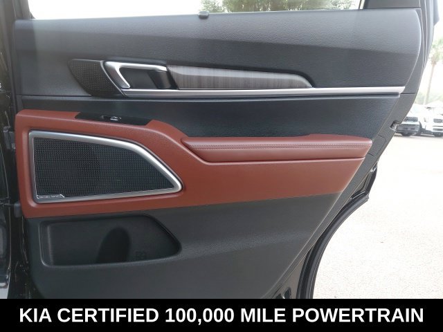 Certified 2025 Kia Telluride SX w/ SX Captain's Chair Package FWD image 35