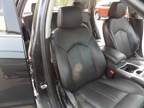 Used 2014 Cadillac SRX Luxury AWD/4WD image 22