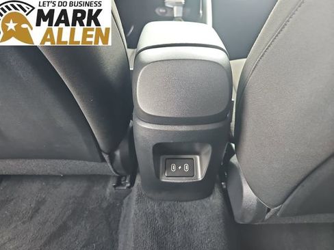 Used 2025 Hyundai Elantra Hybrid FWD image 20