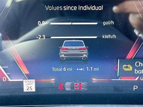 New 2026 BMW X5 xDrive50e w/ M Sport Package image 9